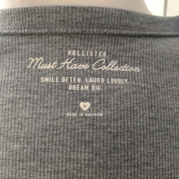 Hollister Shirt - Picture 5 of 5